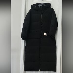 Black Athletic Jackets with Modern Sporty Design